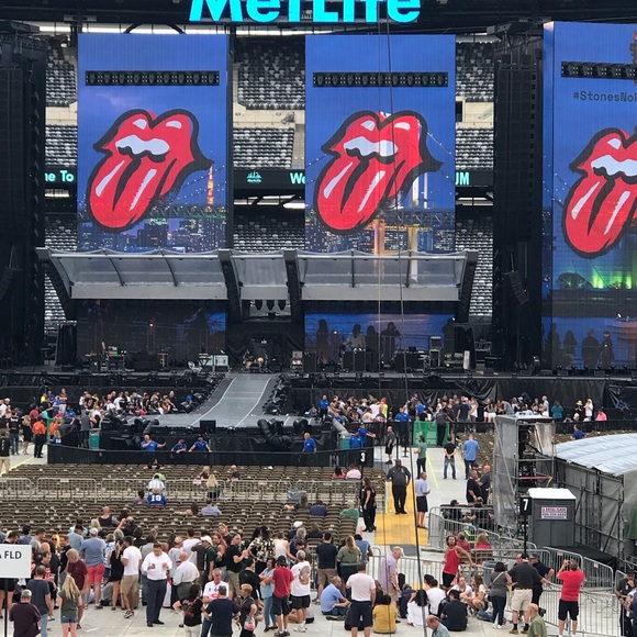 Meet your Posher, Wendi - Picture 3 of 9